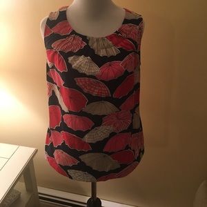 Like new banana republic printed tank